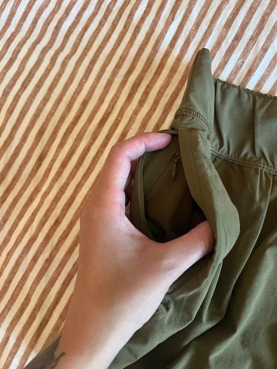 cotopaxi Olive Green Shorts - Picture 5 of 5